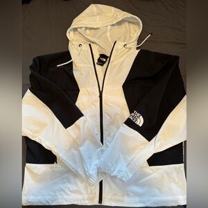 The North Face cropped wind jacket size large